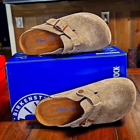 Birkenstock Boston clog size 6-6.5 (37) - Picture 3 of 8
